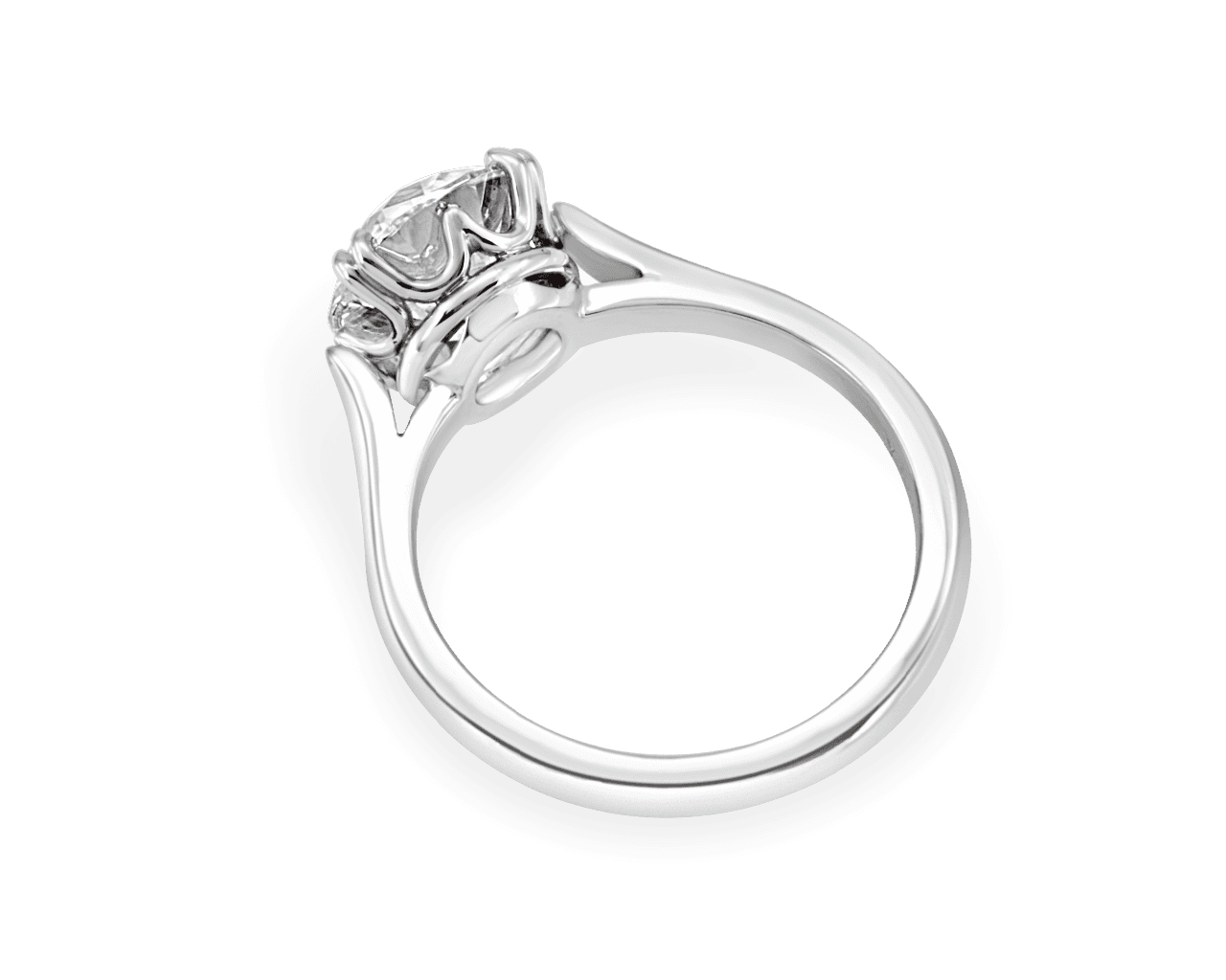 The Paula Solitaire with Sculpted Filigree Profile